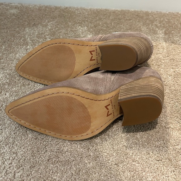 Marc Fisher LTD Dalar Perfotated Suede Ankle Boots Size 7 - Picture 4 of 7